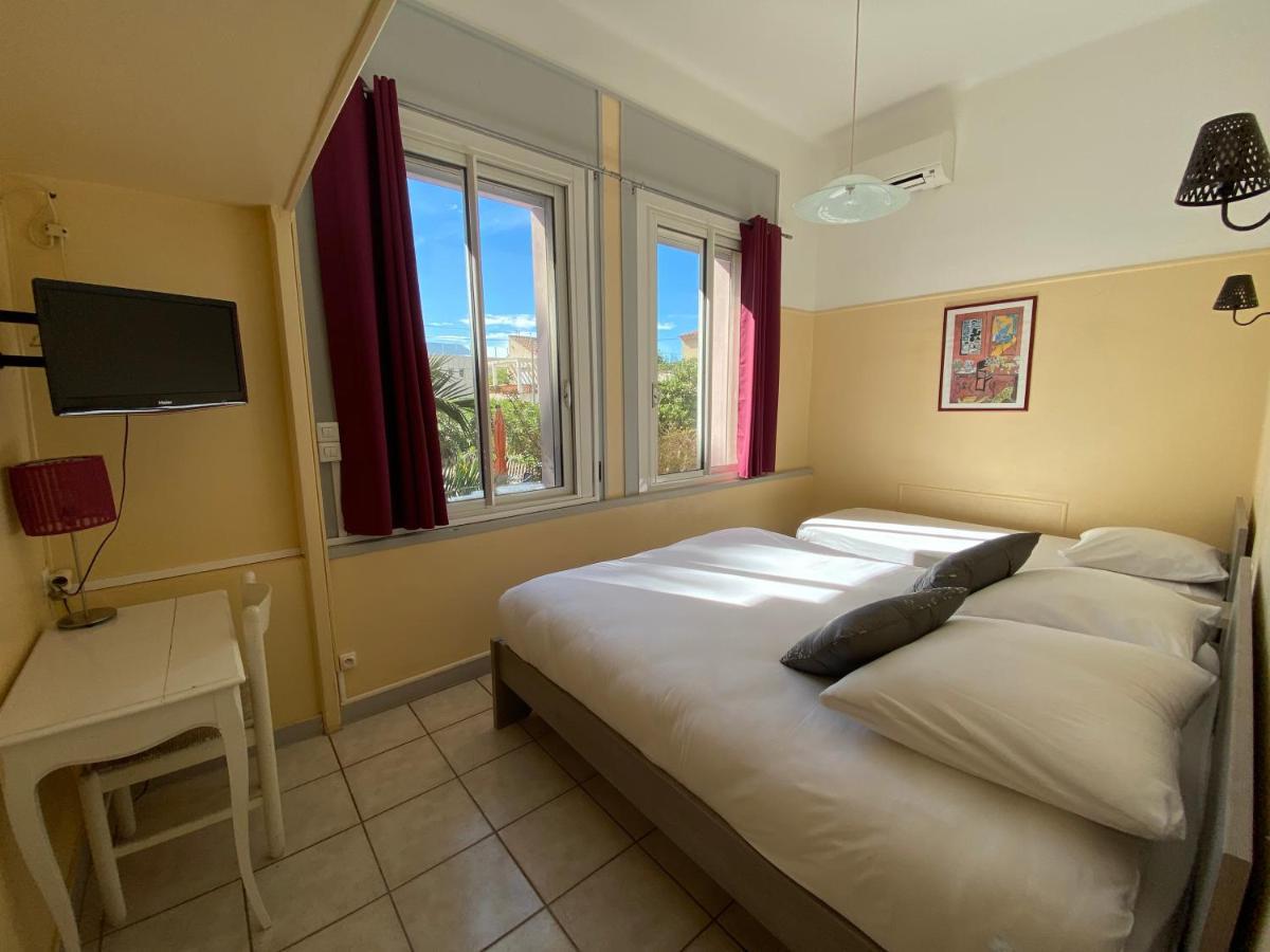 Logis Hotel Restaurant Le Kalliste Ιέρ Εξωτερικό φωτογραφία