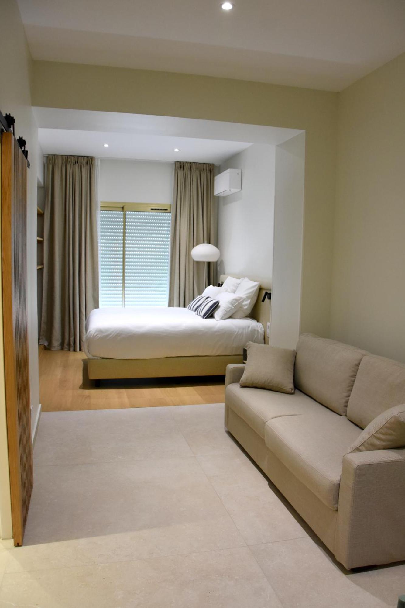 Logis Hotel Restaurant Le Kalliste Ιέρ Εξωτερικό φωτογραφία